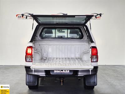 2019 Toyota Hilux - Thumbnail