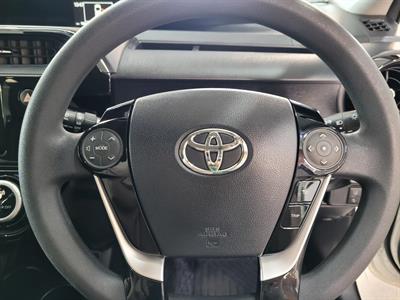 2017 Toyota Aqua - Thumbnail