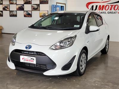2017 Toyota Aqua - Thumbnail