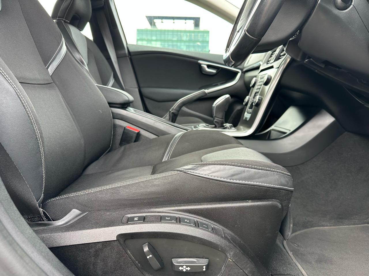 2013 Volvo V40