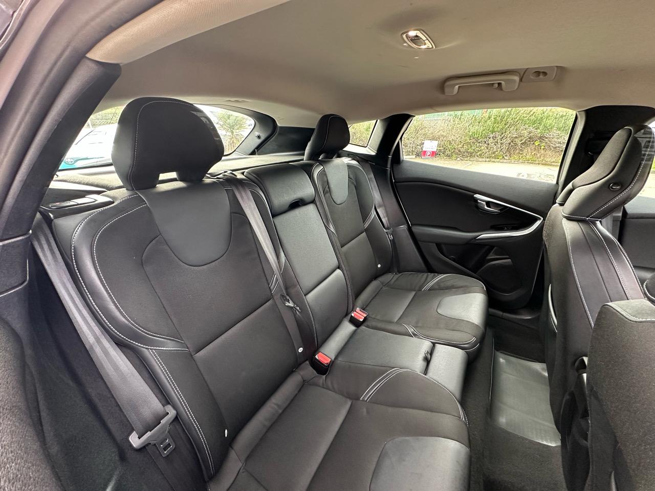 2013 Volvo V40