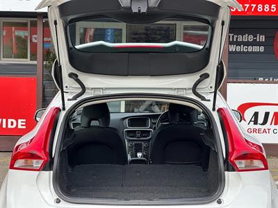 2013 Volvo V40 - Thumbnail