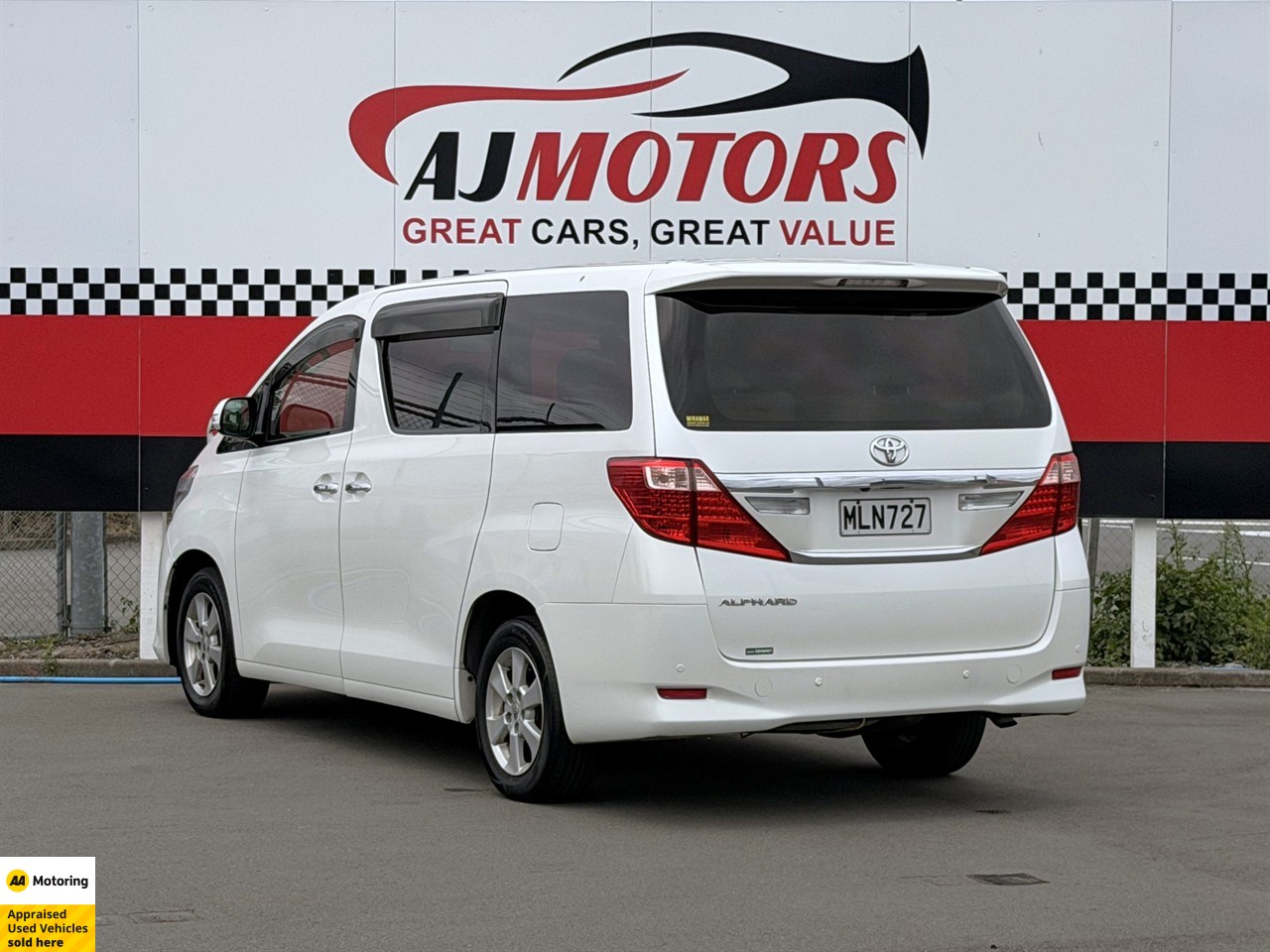 2012 Toyota Alphard