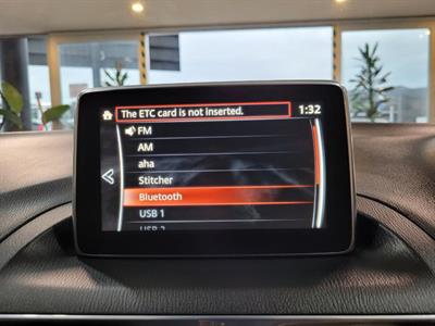 2013 Mazda Axela - Thumbnail