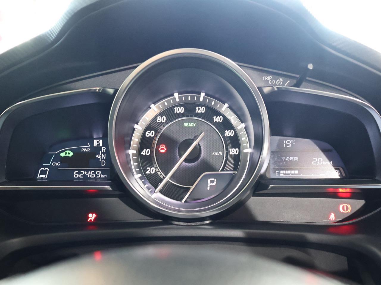2015 Mazda Axela