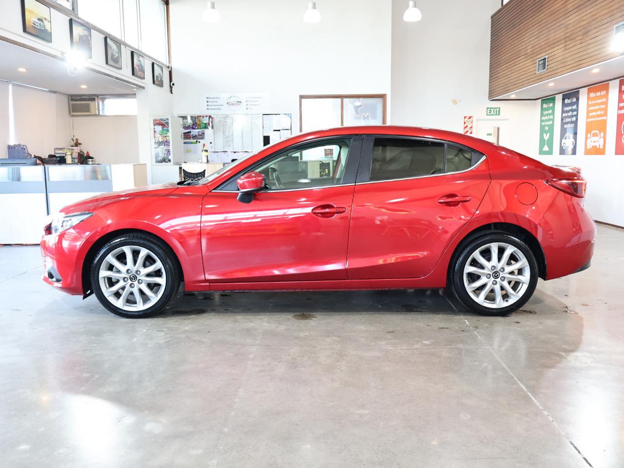 2015 Mazda Axela