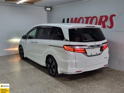 2016 Honda Odyssey - Thumbnail