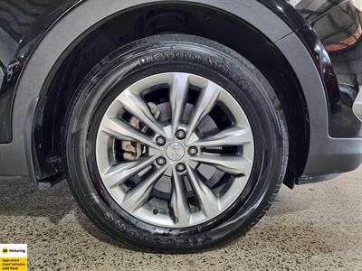 2018 Hyundai Santa Fe - Thumbnail