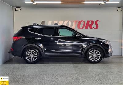 2018 Hyundai Santa Fe - Thumbnail