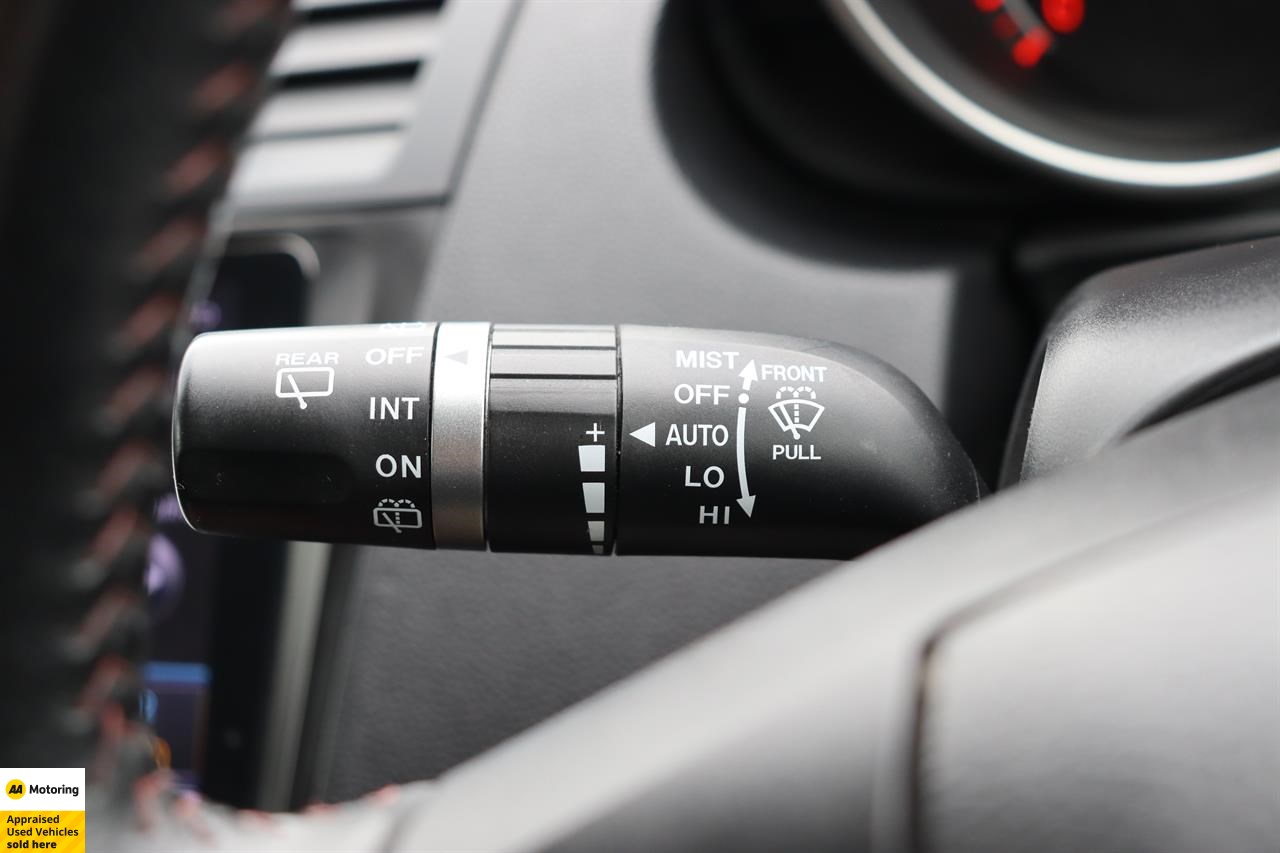 2010 Mazda Axela