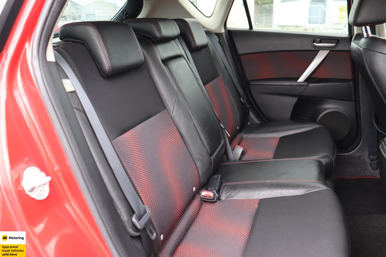 2010 Mazda Axela