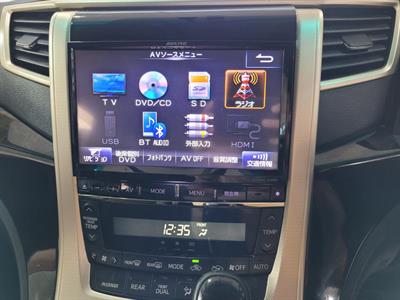 2014 Toyota Vellfire - Thumbnail