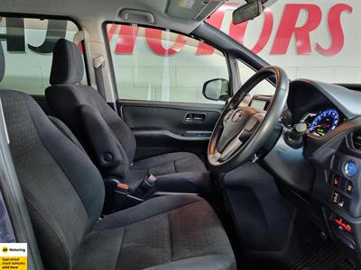 2014 Toyota Voxy - Thumbnail