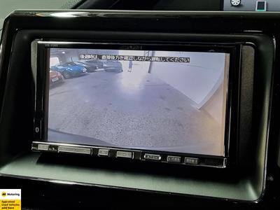 2014 Toyota Voxy - Thumbnail