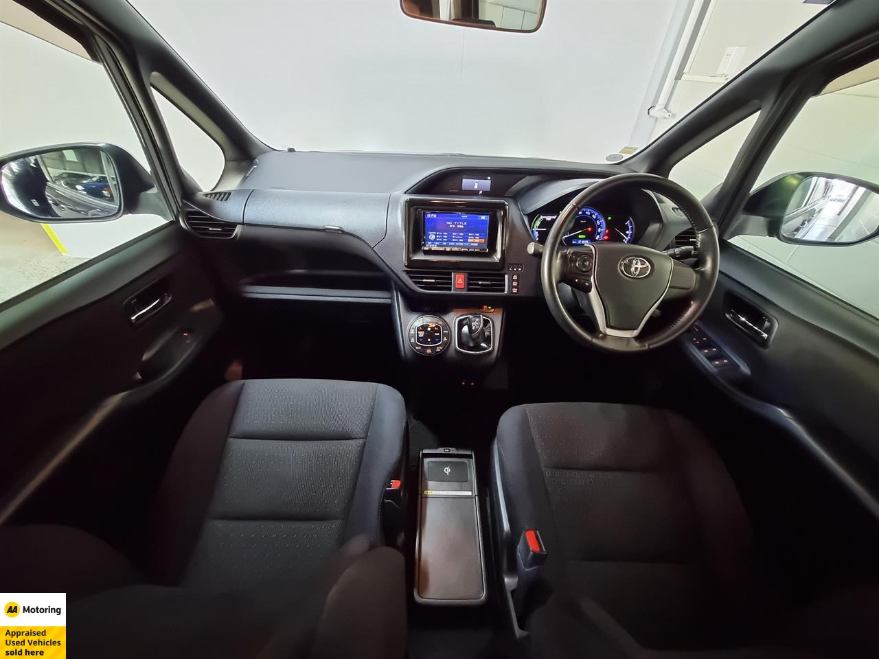 2014 Toyota Voxy