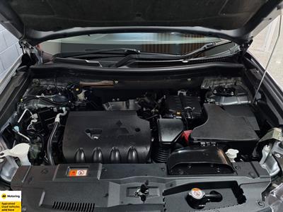 2022 Mitsubishi Outlander - Thumbnail