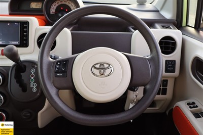 2015 Toyota Porte - Thumbnail