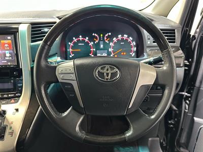 2013 Toyota Vellfire - Thumbnail