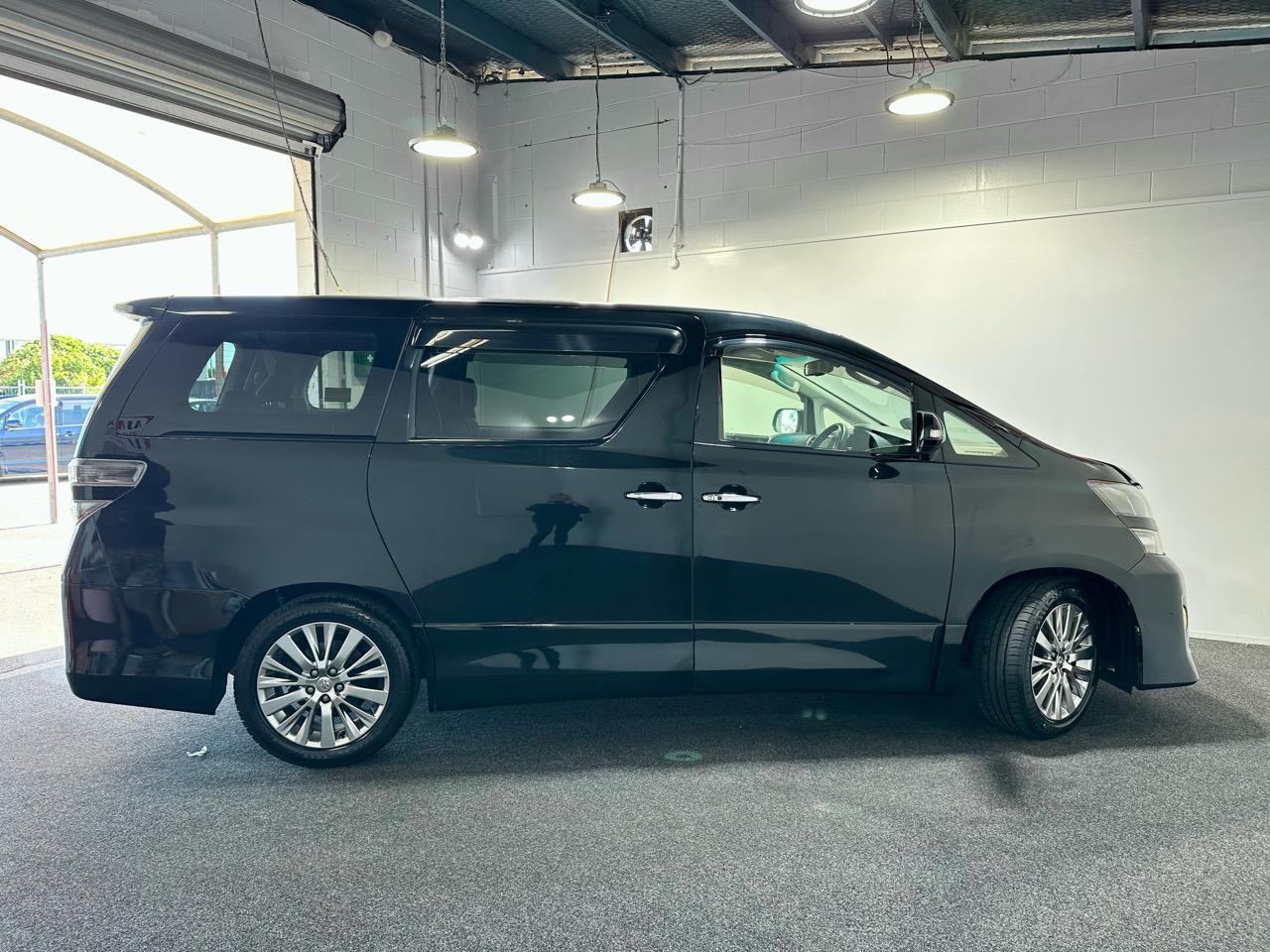 2013 Toyota Vellfire