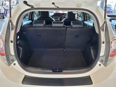 2014 Toyota Aqua - Thumbnail