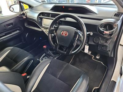2014 Toyota Aqua - Thumbnail
