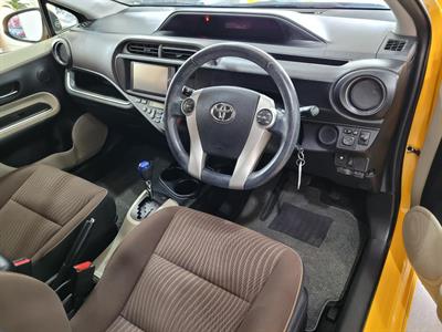 2014 Toyota Aqua - Thumbnail