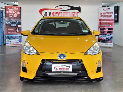 2014 Toyota Aqua - Thumbnail