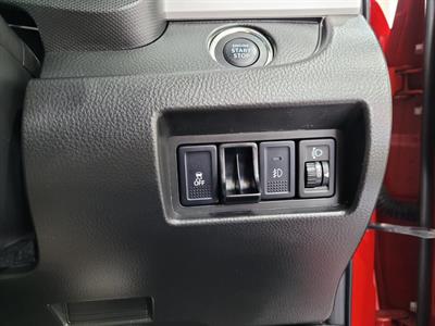 2014 Suzuki Swift - Thumbnail