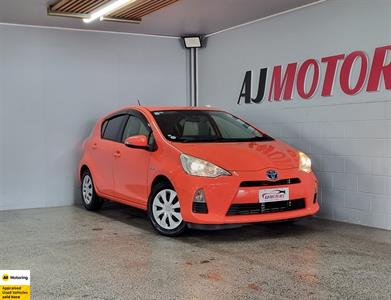 2013 Toyota Aqua - Thumbnail