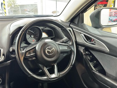 2017 Mazda Axela - Thumbnail