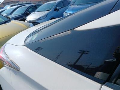 2019 Toyota Prius - Thumbnail