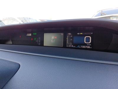 2019 Toyota Prius - Thumbnail