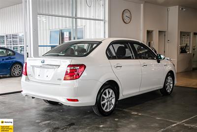2015 Toyota Corolla - Thumbnail