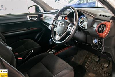 2015 Toyota Corolla - Thumbnail