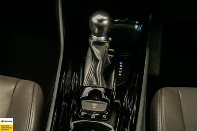 2020 Toyota C-HR - Thumbnail