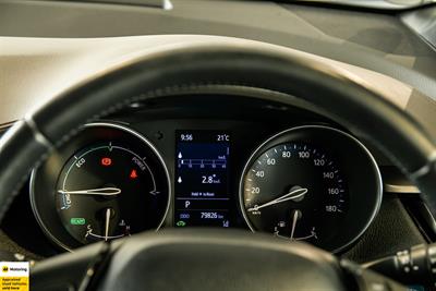 2020 Toyota C-HR - Thumbnail