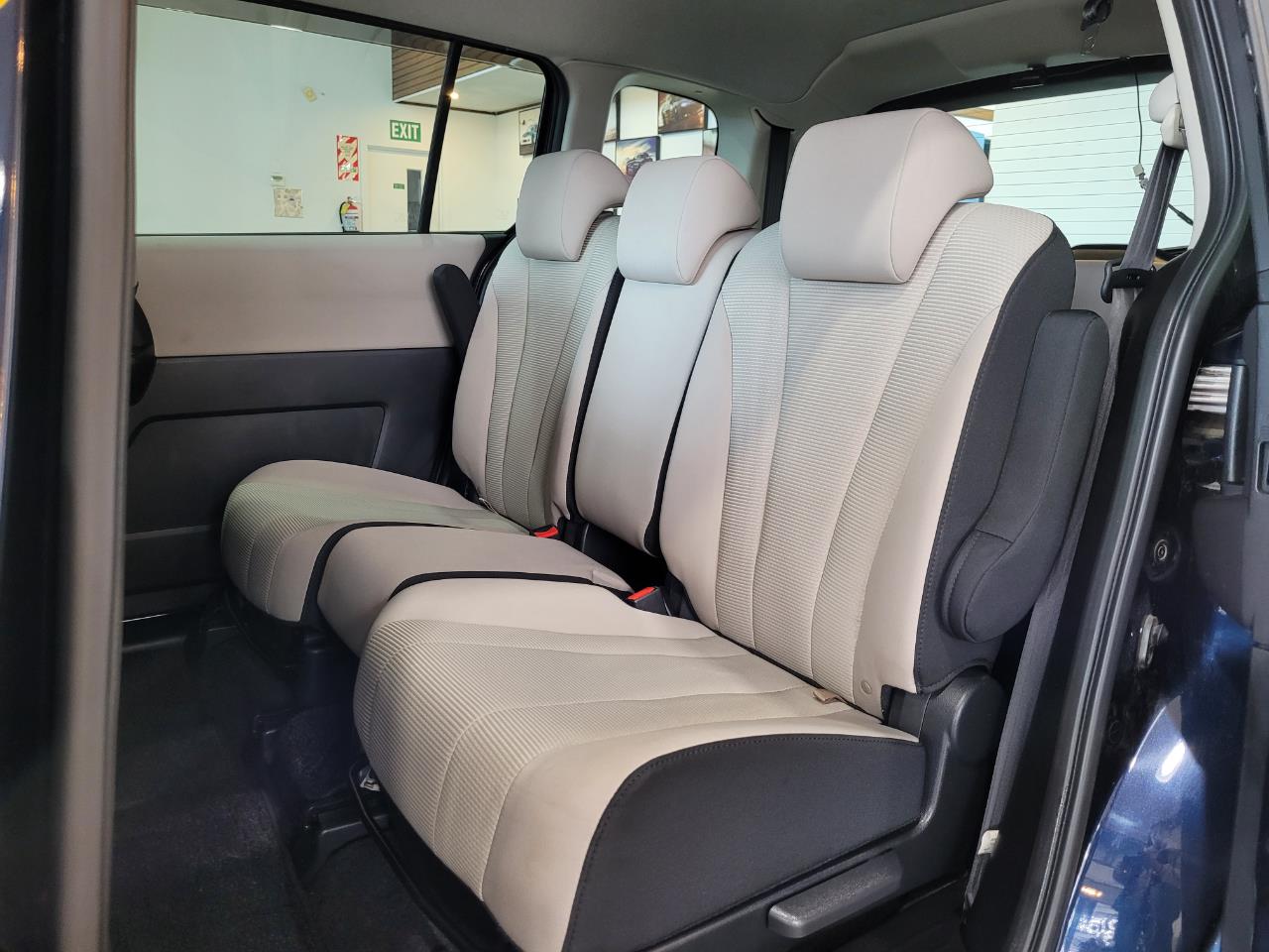 2014 Mazda Premacy