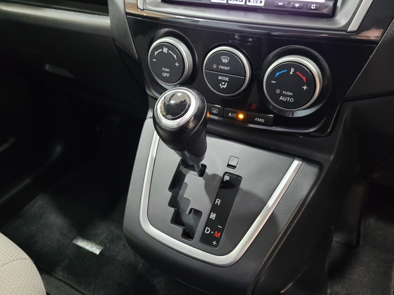 2014 Mazda Premacy