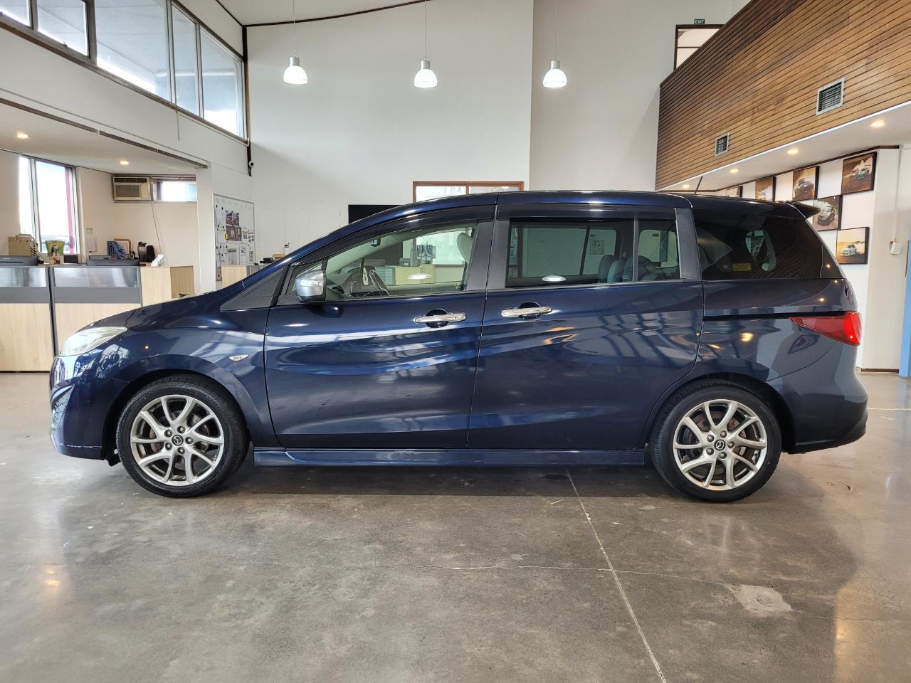 2014 Mazda Premacy