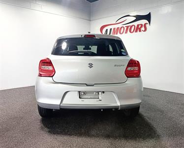 2019 Suzuki Swift - Thumbnail