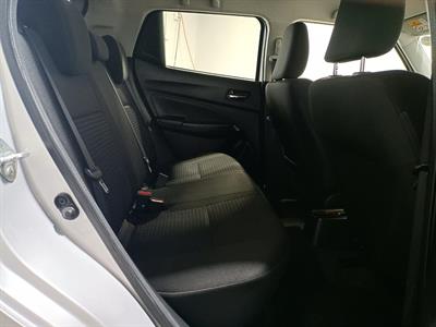 2019 Suzuki Swift - Thumbnail