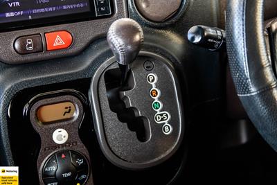 2012 Toyota Spade - Thumbnail