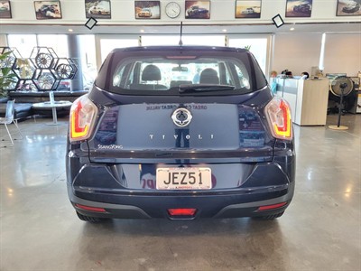 2015 Ssangyong Tivoli - Thumbnail