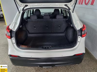 2019 Nissan Qashqai - Thumbnail