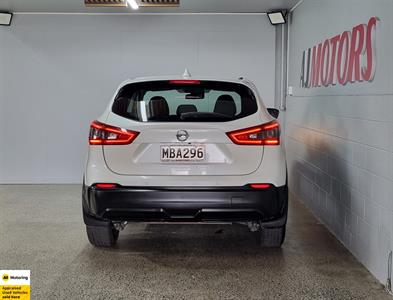 2019 Nissan Qashqai - Thumbnail