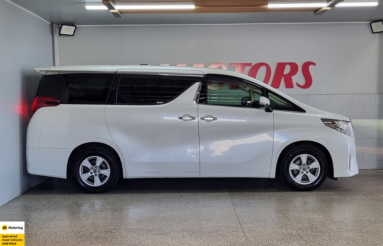 2017 Toyota Alphard