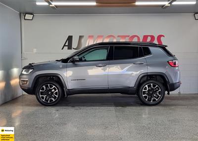 2021 Jeep Compass - Thumbnail