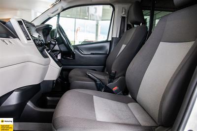 2020 Toyota Hiace - Thumbnail