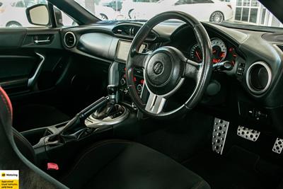 2012 Toyota 86 - Thumbnail