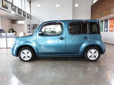 2015 Nissan Cube - Thumbnail